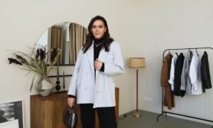 Odevne kombinacije za posao – Kako kombinovati komfor i profesionalni izgled?